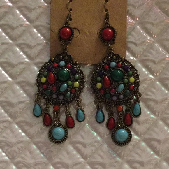 🌹NEW Bejeweled Colorful Statement Dangle Earrings Closet Must Have 🌹 - Picture 2 of 5